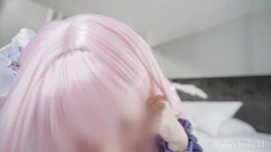 coser女友骑乘位扭腰男友直呼“顶不住”