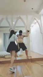 吊绑封嘴 强制运动鞋踢裆