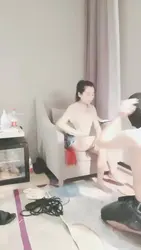 血腥调狗 119分钟