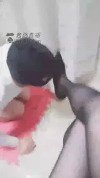 高跟鞋黑丝上课