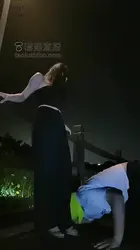 户外调教课 看够了那就下跪吧