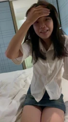 露脸小可爱喜欢吃大鸡巴 约我去酒店口完自己坐上来动的全自动档