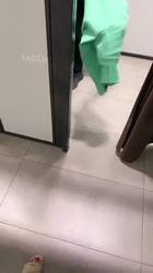 三三 带狗来商场