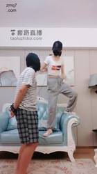 美娜 重度耳光加踢裆