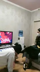 情侣月儿 极度羞辱 双奴比赛