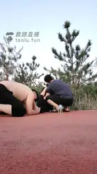 第一贱伺候小主和爸爸亲热