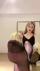 千条姐 第一视角 红线黑丝 红绿灯