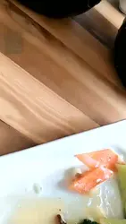 边吃边玩小宠物