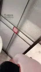北京希蓝 丝袜脚喂食 全身视角