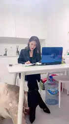 狗哥和小艾 剧情 女经理的调教