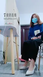 新主人 慢慢熟悉起来 还有点害羞