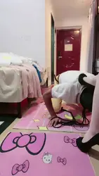 桃子老师 脚踢家奴 喝洗脚水