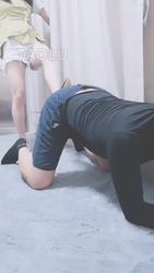 疯狂提档 踢废贱狗