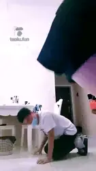 剧情儿子考试没考好被妈妈羞辱打屁股驯服当狗