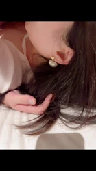 网红女主播仓本古古线下3p大战守护大哥两皇一后