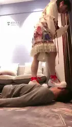 高清 踩踏