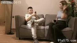 约网红脸女主播上门服务，长相身材极品（更多资源进简阶电报群看