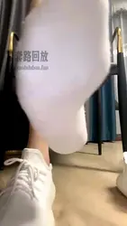 第一视角 小白鞋白袜 红绿灯 压榨羞辱