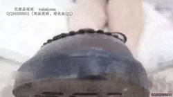 娇娇 足控POV 第一视角舔脏鞋底 闻舔肉丝臭脚 脚插嘴深喉
