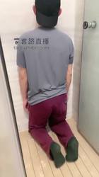kiki 贱奴为了吃黄金被踢裆