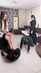 鑫儿教头 随意玩耍两个贱奴 鞭打 羞辱 骑马 遛狗