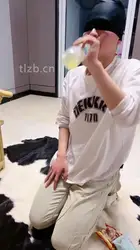沅芷 贱货边哭边挨打