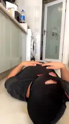 全体重踩脸
