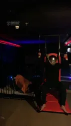 调教两个圈养奴 狗笼 圈养 鞭打 滴蜡 恋足