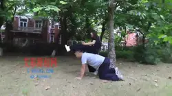 狗嘴清洁泥鞋底 上