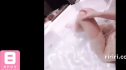 SWAG 汽旅私藏影片长达四分整个後门大开全裸後半段第三视角拍摄 楚妍