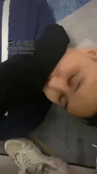 白茶 踩踏贱奴 闻女主人的鞋子