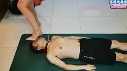 微主 舔吸美鞋鞋跟 舔美脚
