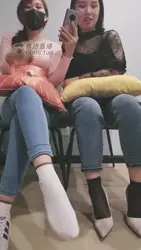 双S羞辱 来我们脚底下 修复版