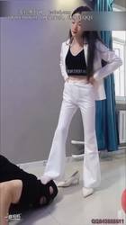 初柒 臭丝脚女教师 白丝高跟踩踏学生 闻舔脚 剧情职业装调教