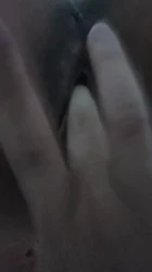 少妇在家自慰求操
