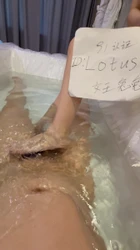 女王兔兔调教废物贱狗
