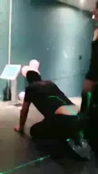 醉酒后酒吧公调