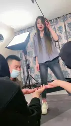 领主老大 痕鞭印上药 脚耳光