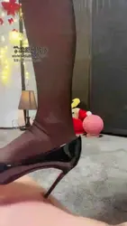 雪莉Shirley 黑丝高跟调教 有新玩具哦
