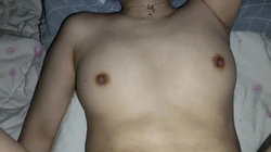 威海少妇庆五一招男大学生一名。