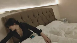 全网疯求的淫荡人妻！勾搭老公好兄弟出来喝酒约炮！