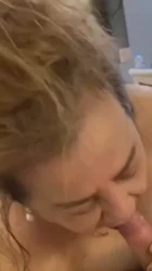 阿姨真的很顶舌头直接伸进马眼里了爽的起飞