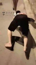 双s户外遛狗 钻胯 踩狗头 全体种踩踏