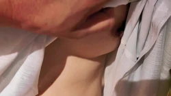穿古装的少妇