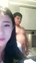 高清 贱货伺候着