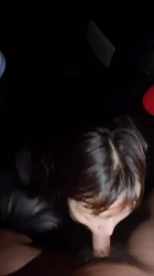 黑丝长靴少妇停车场口爆吞精