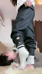 风吟女神 白棉袜踩踏 塞嘴