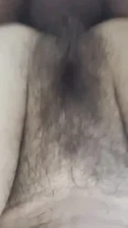 老婆的骚逼操的淫水四溅