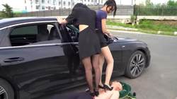 WKT 爱香车 更爱美女的踩踏
