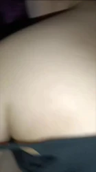 后入骚货美阿姨皮肤很光滑忍不住亲了几口后面还自慰给我看
